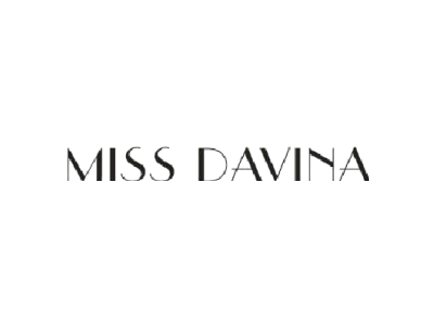 MISS DAVINA