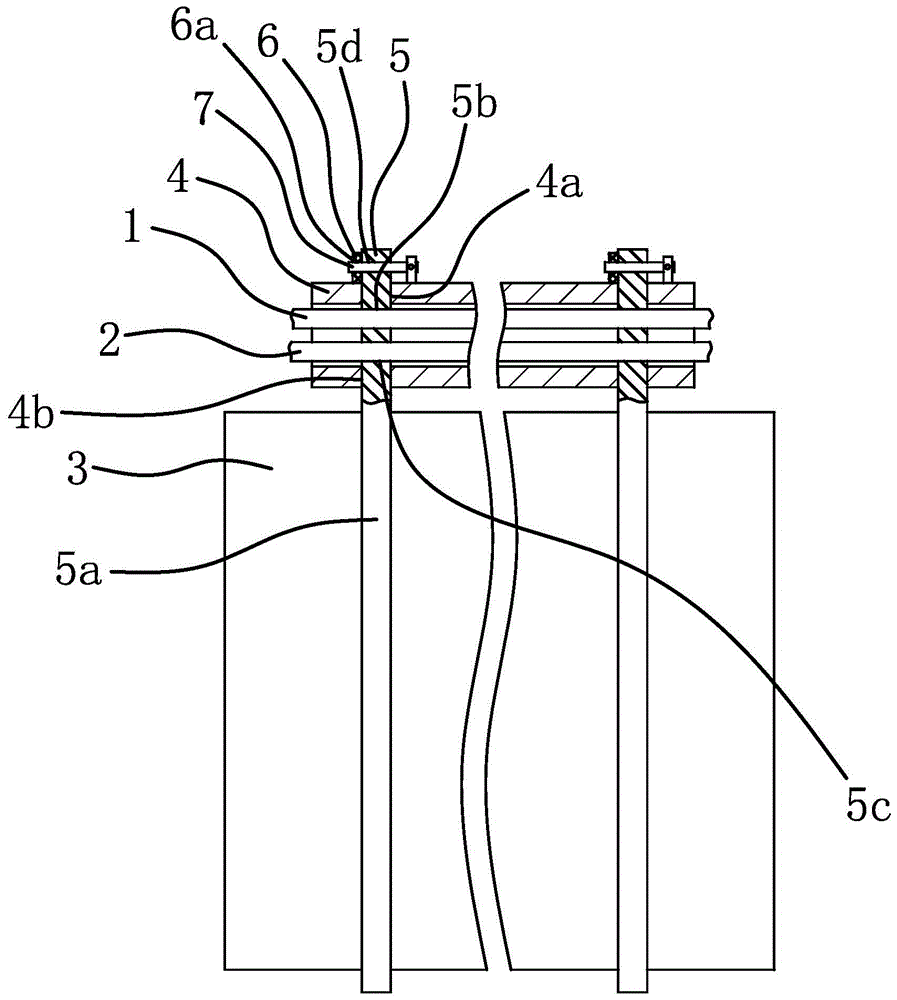 染缸中电机导线与温度探针数据线的集束组件-专利