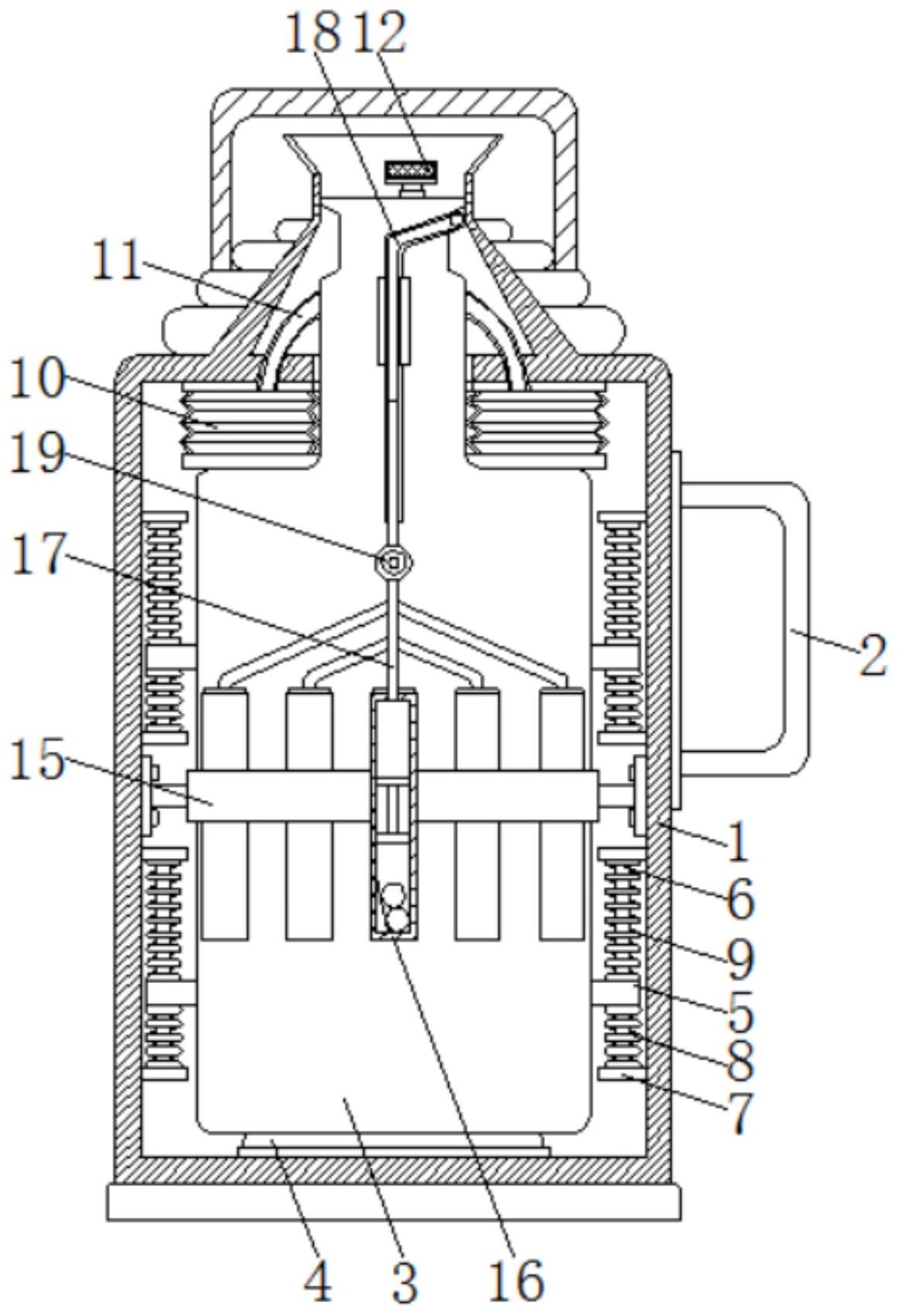 一种倒水时防止热蒸汽垂直向上升腾烫手的热水瓶专利图